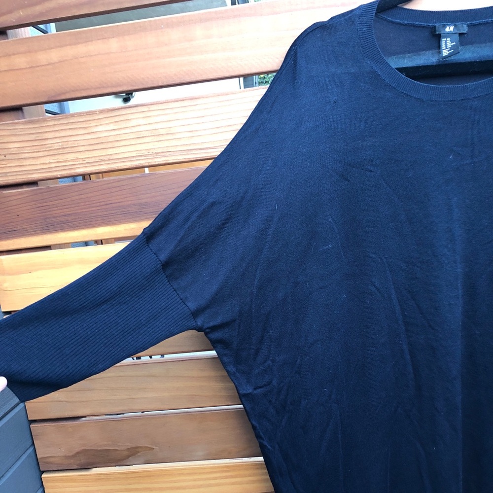 H&M Oversized batwing arm navy sweater